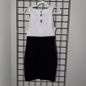 Enfocus Studio White and Black Dress